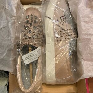 Sugar-Grasshopper sneakers